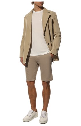 Мужские хлопковые шорты KITON бежевого цвета по цене 111500 руб., арт. UFPPBJ0782A | Фото 2 Мужские хлопковые шорты KITON бежевого цвета, арт. UFPPBJ0782A | Фото 2 (Длина Шорты М: До колена; Материал внешний: Хлопок; Мужское Кросс-КТ: Шорты-одежда; Принт: Без принта; Стили: Кэжуэл; Случай: Формальный)