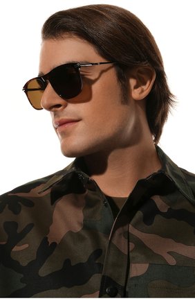 Мужские солнцезащитные очки BRIONI коричневого цвета, арт. 0DE700/P3ZAC | Фото 2 (Материал: Пластик; Тип очков: С/з; Кросс-КТ: С/з-мужское; Оптика Гендер: оптика-мужское; Очки форма: Квадратные)