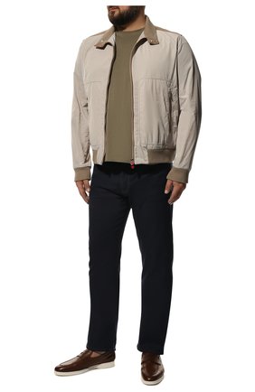 Мужской бомбер KITON бежевого цвета по цене 289500 руб., арт. UW1190V0840A/60-68 | Фото 2 Мужской бомбер KITON бежевого цвета, арт. UW1190V0840A/60-68 | Фото 2 (Длина (верхняя одежда): Короткие; Рукава: Длинные; Материал подклада: Синтетический материал; Материал внешний: Синтетический материал; Принт: Без принта; Кросс-КТ: Куртка; Стили: Кэжуэл; Big sizes: Big Sizes)
