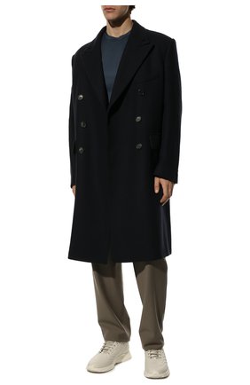 Мужские кожаные кроссовки GIORGIO ARMANI кремвого цвета по цене 89950 руб., арт. X2X156/XN138 | Фото 2 Мужские кожаные кроссовки GIORGIO ARMANI кремвого цвета, арт. X2X156/XN138 | Фото 2 (Материал внутренний: Натуральная кожа; Материал внешний: Кожа; Материал утеплителя: Без утеплителя; Стили: Классический)