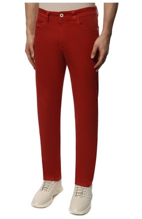 Мужские брюки изо льна и хлопка LORO PIANA красного цвета, арт. FAI1646 | Фото 3 (Длина (брюки, джинсы): Стандартные; Случай: Повседневный; Материал внешний: Хлопок, Лен; Стили: Кэжуэл)