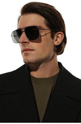 Мужские солнцезащитные очки MONCLER серо-голубого цвета, арт. ML 0216-D 08D 62 с/з очки | Фото 2 (Тип очков: С/з; Кросс-КТ: С/з-мужское; Оптика Гендер: оптика-мужское; Очки форма: Авиаторы)