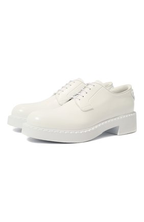 Женская кожаные туфли PRADA белого цвета, арт. 1E877M-055-F0009-B050 | Фото 1 (Материал внешний: Кожа; Материал утеплителя: Без утеплителя)