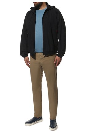 Мужской бомбер KITON черного цвета по цене 296500 руб., арт. UW1156V0849A/60-68 | Фото 2 Мужской бомбер KITON черного цвета, арт. UW1156V0849A/60-68 | Фото 2 (Материал внешний: Синтетический материал; Рукава: Длинные; Материал подклада: Синтетический материал; Длина (верхняя одежда): Короткие; Кросс-КТ: Куртка; Принт: Без принта; Стили: Кэжуэл; Big sizes: Big Sizes)