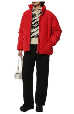 Женская утепленная куртка ACNE STUDIOS красного цвета, арт. C90086/W | Фото 2 (Материал подклада: Хлопок; Длина (верхняя одежда): До середины бедра; Материал внешний: Хлопок, Синтетический материал; Рукава: Длинные; Кросс-КТ: Куртка, Утепленный; Стили: Спорт-шик)