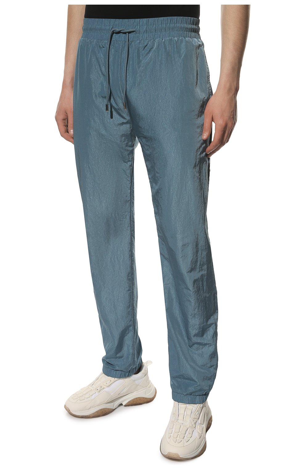 Мужские брюки JUST DON голубого цвета, арт. 32JUSP201 226343 | Фото 3 (Длина (брюки, джинсы): Стандартные; Случай: Повседневный; Материал внешний: Синтетический материал; Стили: Спорт-шик; Материал подклада: Синтетический материал)