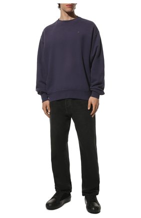 Мужской хлопковый свитшот ACNE STUDIOS фиолетового цвета по цене 32750 руб., арт. CI0081/M | Фото 2 Мужской хлопковый свитшот ACNE STUDIOS фиолетового цвета, арт. CI0081/M | Фото 2 (Длина (для топов): Стандартные; Рукава: Длинные; Материал внешний: Хлопок; Мужское Кросс-КТ: свитшот-одежда; Стили: Гранж; Принт: Без принта)