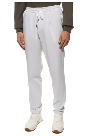 Мужские брюки FEDELI светло-серого цвета, арт. 5UED0402 | Фото 3 (Длина (брюки, джинсы): Стандартные; Случай: Повседневный; Материал внешний: Хлопок; Стили: Кэжуэл)