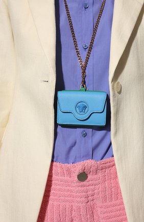 Женские кошелек la medusa на цепочке VERSACE голубого цвета по цене 0 руб., арт. 1003085/DVIT2T | Фото 2 Женские кошелек la medusa на цепочке VERSACE голубого цвета, арт. 1003085/DVIT2T | Фото 2 (Материал: Натуральная кожа)
