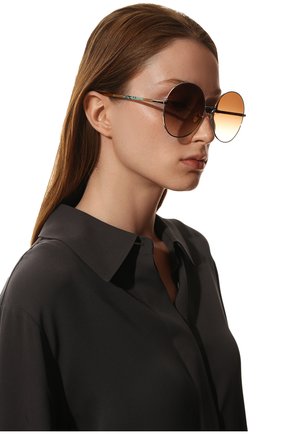 Женские солнцезащитные очки CHLOÉ коричневого цвета, арт. CH0112S | Фото 2 (Тип очков: С/з; Материал: Металл; Очки форма: Круглые)