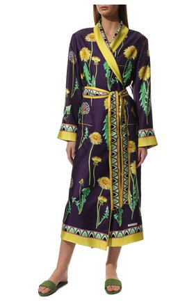 Женский шелковый халат DOLCE & GABBANA сиреневого цвета по цене 418000 руб., арт. F0Z06T/FI18E | Фото 2 Женский шелковый халат DOLCE & GABBANA сиреневого цвета, арт. F0Z06T/FI18E | Фото 2 (Материал внешний: Шелк; Материал подклада: Шелк)