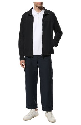 Мужская замшевая куртка EMPORIO ARMANI темно-синего цвета, арт. I1R13P/I1P13 | Фото 2 (Рукава: Длинные; Материал внешний: Натуральная кожа, Замша; Длина (верхняя одежда): Короткие; Мужское Кросс-КТ: Кожа и замша; Кросс-КТ: Куртка; Стили: Кэжуэл)