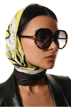 Женские солнцезащитные очки CHLOÉ черного цвета, арт. CH0105SA | Фото 2 (Тип очков: С/з; Материал: Пластик; Очки форма: Over-size, Круглые)