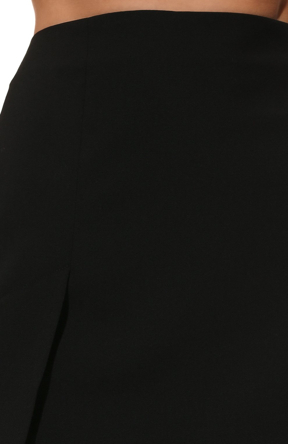 Женская шерстяная юбка AMI черного цвета, арт. FSK002.264 | Фото 5 (Материал внешний: Шерсть; Длина Ж (юбки, платья, шорты): Мини; Женское Кросс-КТ: Юбка-одежда; Стили: Романтичный)