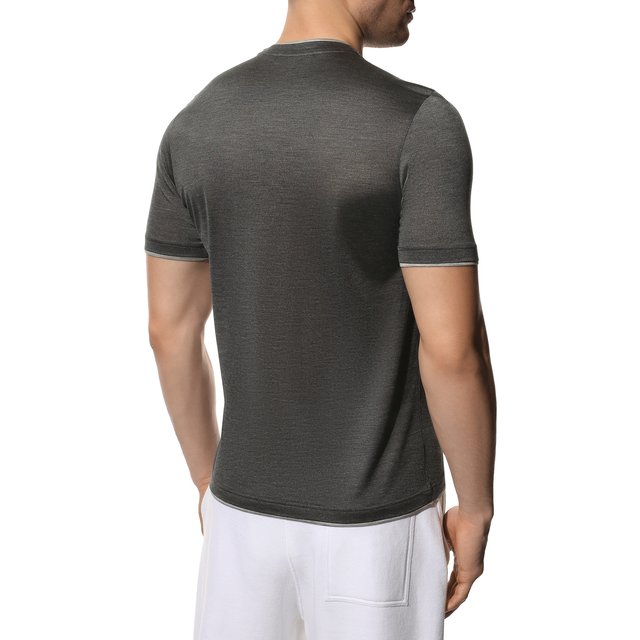 фото Шелковая футболка andrea campagna