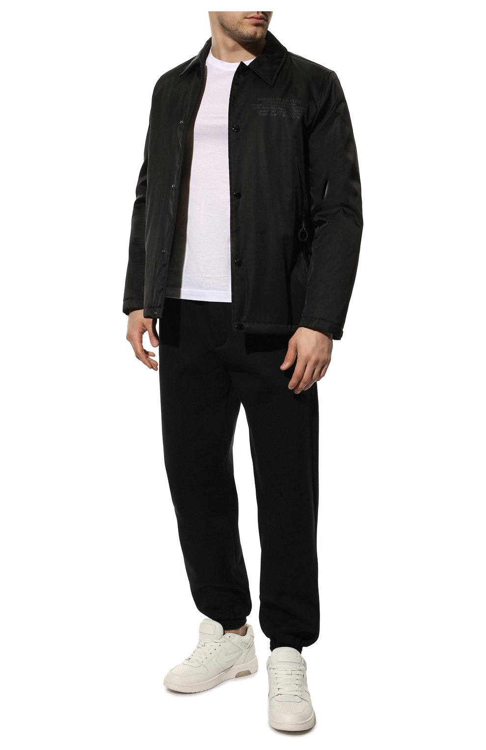 Мужские джоггеры KNT черного цвета, арт. UPKN014X0714A | Фото 2 (Длина (брюки, джинсы): Стандартные; Материал внешний: Синтетический материал; Стили: Спорт-шик; Силуэт М (брюки): Джоггеры)