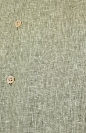 Мужская льняная рубашка CORNELIANI зеленого цвета, арт. 89P126-2111912/00 | Фото 5 (Манжеты: На пуговицах; Рукава: Длинные; Рубашки М: Regular Fit; Воротник: Акула; Случай: Повседневный; Длина (для топов): Стандартные; Материал внешний: Лен; Принт: Однотонные; Стили: Кэжуэл)