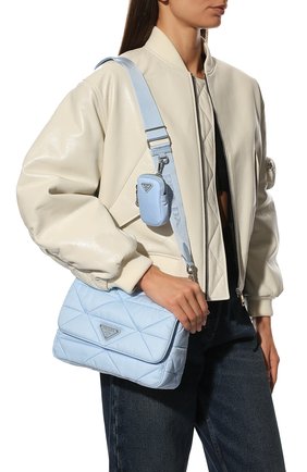 Женская сумка re-nylon PRADA голубого цвета, арт. 1BD290-RDJN-F0076-O1O | Фото 2 (Ремень/цепочка: На ремешке; Размер: small; Материал: Натуральная кожа; Сумки-технические: Сумки через плечо)