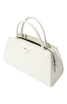 Женская сумка PRADA молочного цвета по цене 0 тенге, арт. 1BA327-ZO6-F0009-OOO | Фото 5 Женская сумка PRADA молочного цвета, арт. 1BA327-ZO6-F0009-OOO | Фото 5 (Сумки-технические: Сумки top-handle; Размер: medium; Материал: Натуральная кожа)