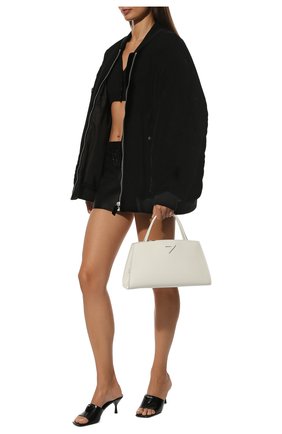Женская сумка PRADA молочного цвета по цене 0 тенге, арт. 1BA327-ZO6-F0009-OOO | Фото 7 Женская сумка PRADA молочного цвета, арт. 1BA327-ZO6-F0009-OOO | Фото 7 (Сумки-технические: Сумки top-handle; Размер: medium; Материал: Натуральная кожа)