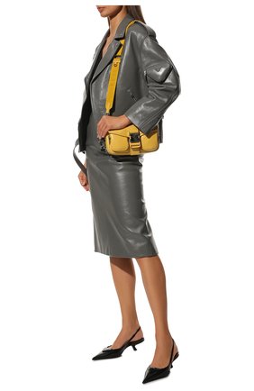 Женская сумка pocket PRADA желтого цвета, арт. 1BD295-2ATN-F0F06-NFO | Фото 8 (Сумки-технические: Сумки через плечо; Материал: Натуральная кожа; Ремень/цепочка: На ремешке; Размер: small)