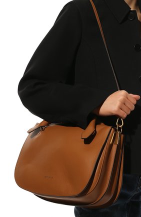 Женская сумка arpege COCCINELLE коричневого цвета, арт. E1 LGF 18 01 01 | Фото 2 (Размер: medium; Ремень/цепочка: На ремешке; Материал: Натуральная кожа; Сумки-технические: Сумки через плечо, Сумки top-handle)