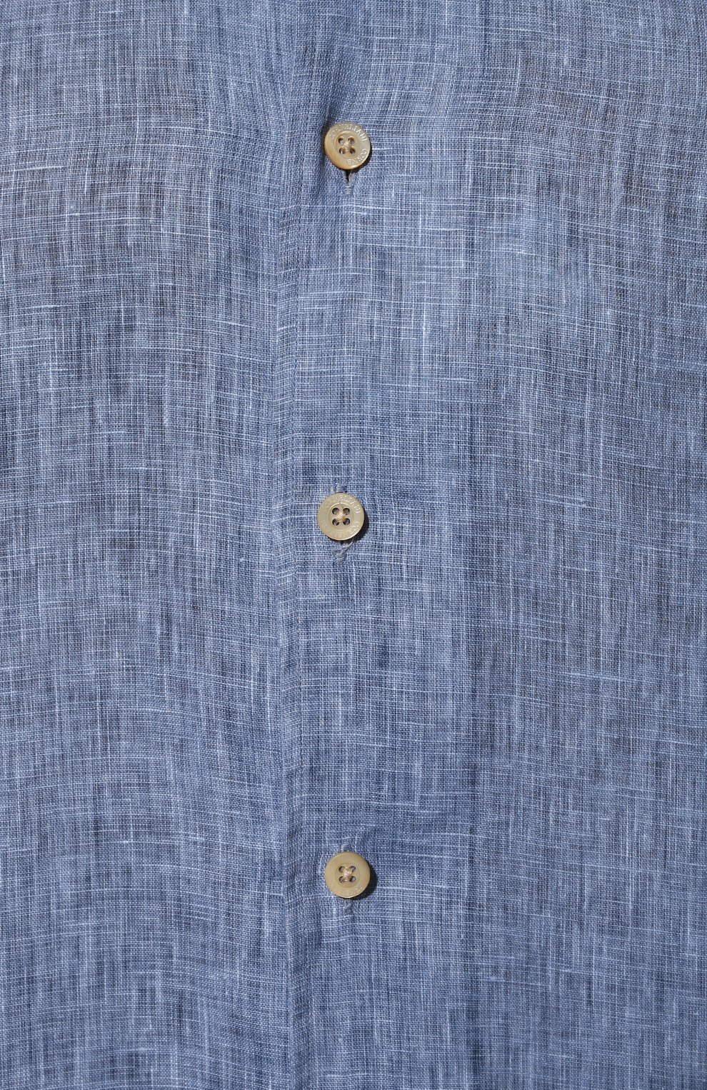 Мужская льняная рубашка CORNELIANI синего цвета, арт. 89P126-2111912/00 | Фото 5 (Манжеты: На пуговицах; Рукава: Длинные; Рубашки М: Regular Fit; Воротник: Акула; Случай: Повседневный; Длина (для топов): Стандартные; Материал внешний: Лен; Принт: Однотонные; Стили: Кэжуэл)