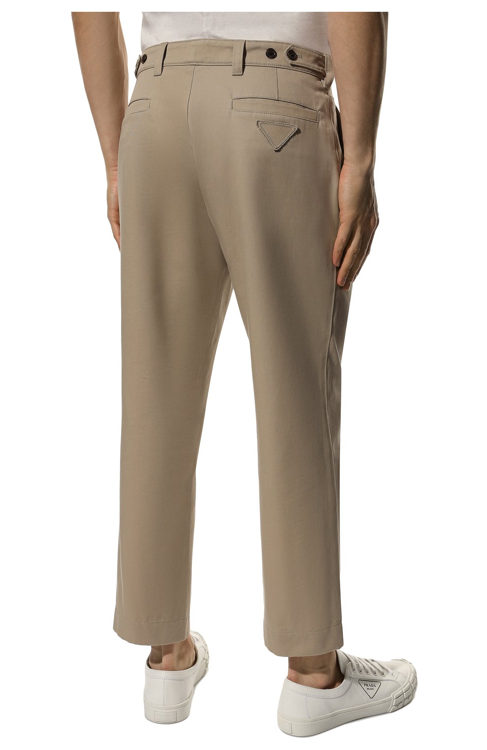 Мужские хлопковые брюки PRADA бежевого цвета, арт. SPH120-1YOK-F0F24-211 | Фото 4 (Длина (брюки, джинсы): Стандартные; Случай: Повседневный; Материал внешний: Хлопок; Стили: Классический)
