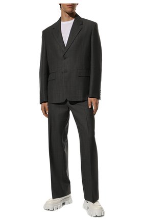 Мужские шерстяные брюки PRADA темно-серого цвета, арт. UP0178-10EA-F0480-221 | Фото 2 (Материал внешний: Шерсть; Длина (брюки, джинсы): Стандартные; Стили: Классический; Случай: Формальный)