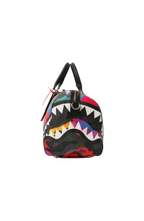 Детская дорожная сумка SPRAYGROUND разноцветного цвета, арт. 910D4361NSZ | Фото 3 (Материал: Экокожа)