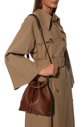 Женская сумка bon bon bucket JIMMY CHOO коричневого цвета, арт. BONBONBUCKETCLF | Фото 2 (Материал: Натуральная кожа; Размер: small; Ремень/цепочка: На ремешке)