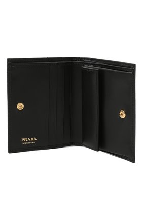 Женские кожаное портмоне PRADA черного цвета по цене 484500 тенге, арт. 1MV204-2DYH-F0002 | Фото 3 Женские кожаное портмоне PRADA черного цвета, арт. 1MV204-2DYH-F0002 | Фото 3 (Материал: Натуральная кожа)