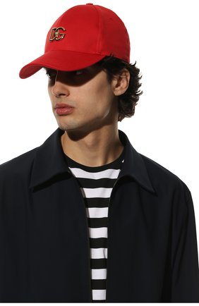 Мужской хлопковая бейсболка DOLCE & GABBANA красного цвета по цене 35650 руб., арт. GH590A/GF091 | Фото 2 Мужской хлопковая бейсболка DOLCE & GABBANA красного цвета, арт. GH590A/GF091 | Фото 2 (Материал: Текстиль, Хлопок)