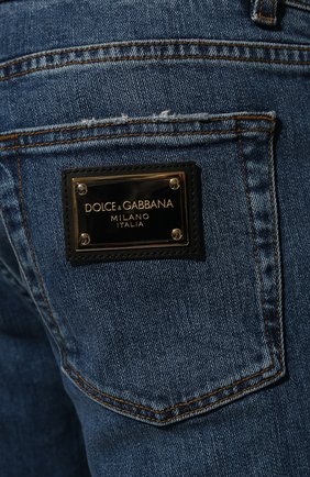 Мужские джинсы DOLCE & GABBANA синего цвета, арт. GY07CD/G8FS5 | Фото 5 (Силуэт М (брюки): Прямые; Кросс-КТ: Деним; Длина (брюки, джинсы): Стандартные; Материал внешний: Хлопок, Деним; Стили: Кэжуэл)