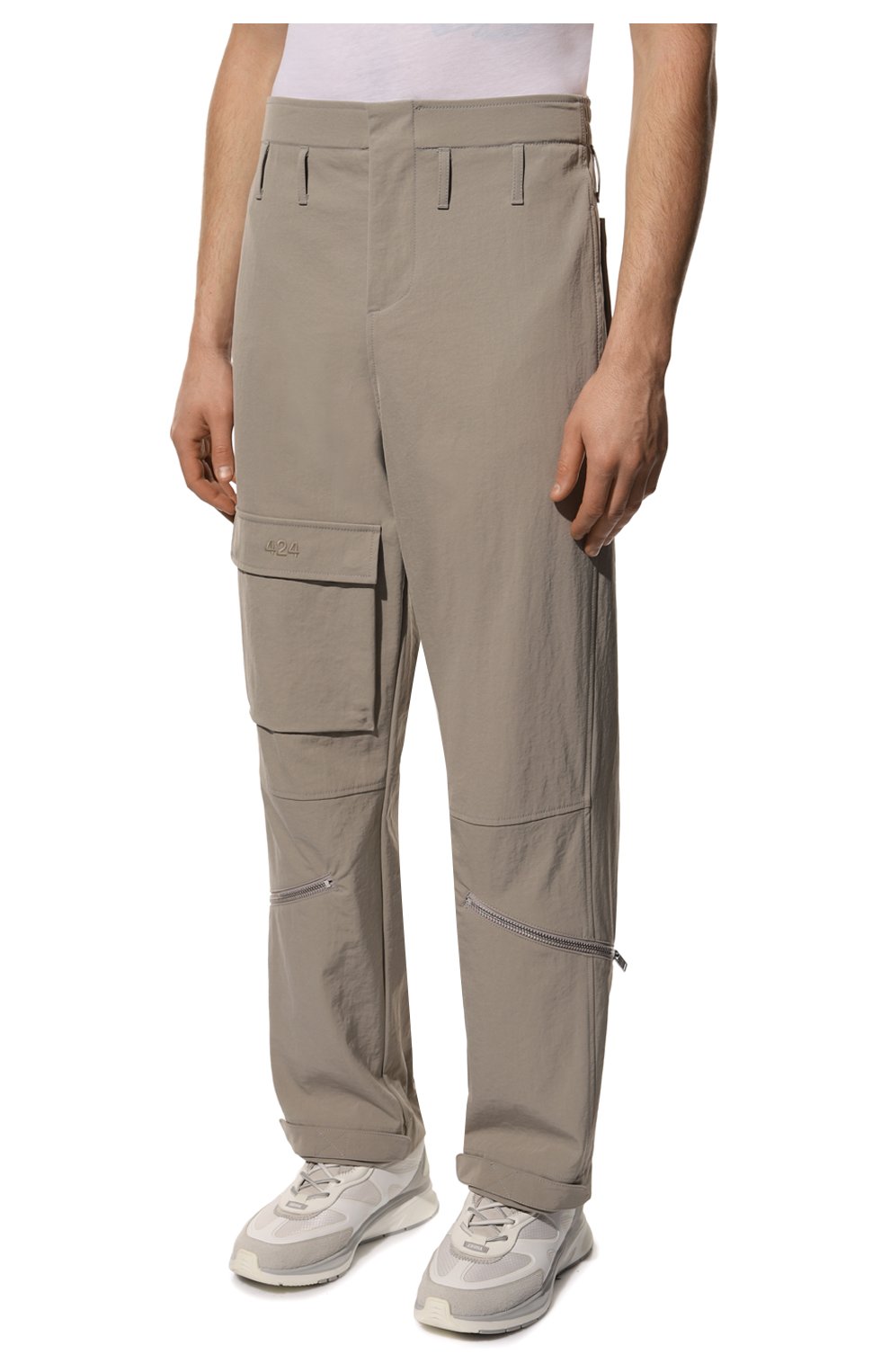 Мужские брюки 424 серого цвета, арт. 32424P03R/226008 | Фото 3 (Длина (брюки, джинсы): Стандартные; Случай: Повседневный; Материал внешний: Синтетический материал; Стили: Гранж)