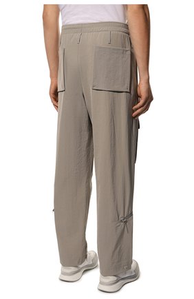Мужские брюки 424 серого цвета, арт. 32424P03R/226008 | Фото 4 (Длина (брюки, джинсы): Стандартные; Случай: Повседневный; Материал внешний: Синтетический материал; Стили: Гранж)