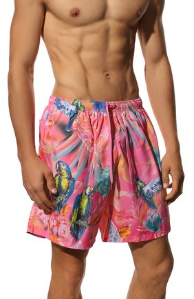 Мужские плавки-шорты MOSCHINO розового цвета, арт. V6111/5603 | Фото 2 (Материал внешний: Синтетический материал; Принт: С принтом; Мужское Кросс-КТ: плавки-шорты)