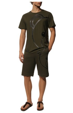 Мужская хлопковая футболка MOSCHINO хаки цвета, арт. A1909/8106 | Фото 2 (Кросс-КТ: домашняя одежда; Рукава: Короткие; Длина (для топов): Стандартные; Материал внешний: Хлопок)