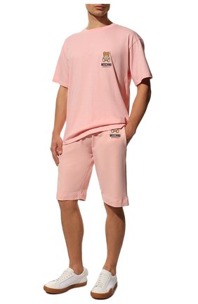Мужские хлопковые домашние шорты MOSCHINO розового цвета, арт. A4325/8102 | Фото 2 (Кросс-КТ: домашняя одежда; Материал внешний: Хлопок)