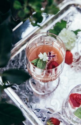 Поднос jardin d'eden CHRISTOFLE серебряного цвета по цене 0 руб., арт. 03400430 | Фото 3 Поднос jardin d'eden CHRISTOFLE серебряного цвета, арт. 03400430 | Фото 3