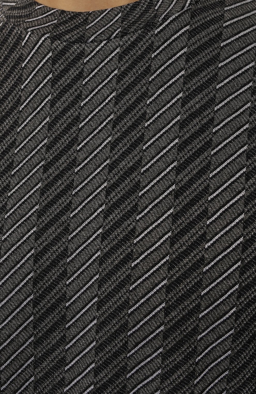 Мужская футболка GIORGIO ARMANI серого цвета, арт. 6LSM75/SJMPZ | Фото 5 (Принт: Без принта; Рукава: Короткие; Длина (для топов): Стандартные; Материал внешний: Вискоза; Стили: Кэжуэл)