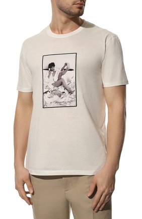 Мужская хлопковая футболка LIMITATO белого цвета, арт. HAPPY H0UR CLASSIC/T-SHIRT | Фото 3 (Рукава: Короткие; Длина (для топов): Стандартные; Стили: Гранж; Принт: С принтом; Материал внешний: Хлопок)