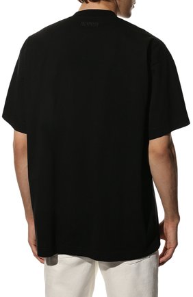 Мужская хлопковая футболка VETEMENTS черного цвета, арт. UA53TR110B 1610/M | Фото 4 (Рукава: Короткие; Стили: Гранж; Длина (для топов): Удлиненные; Материал внешний: Хлопок)