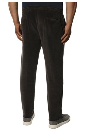Мужские хлопковые брюки MARCO PESCAROLO темно-серого цвета, арт. CHIAIAM/ZIP+SFILA/4602 | Фото 4 (Big sizes: Big Sizes; Длина (брюки, джинсы): Стандартные; Случай: Повседневный; Материал внешний: Хлопок; Стили: Кэжуэл)