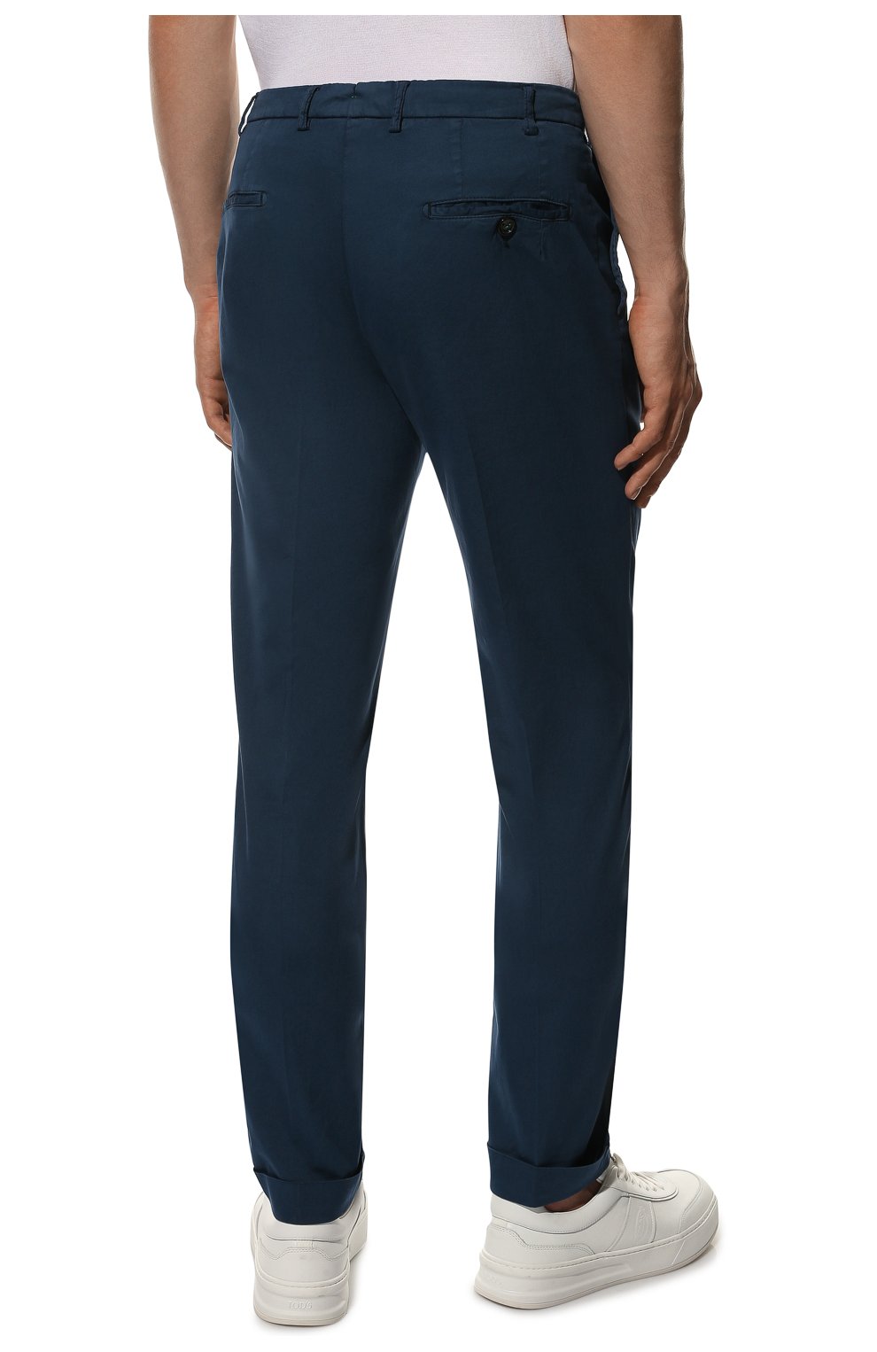 Мужские брюки из хлопка и шелка BERWICH синего цвета, арт. VULCAN0 Z/TF0599X | Фото 4 (Силуэт М (брюки): Чиносы; Длина (брюки, джинсы): Стандартные; Случай: Повседневный; Материал внешний: Хлопок; Стили: Кэжуэл)