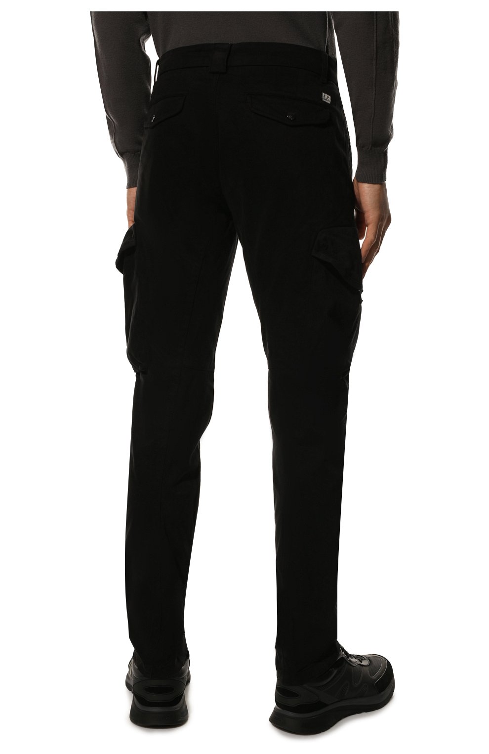 Мужские хлопковые брюки-карго C.P. COMPANY черного цвета, арт. 13CMPA187A-005529G | Фото 4 (Силуэт М (брюки): Карго; Длина (брюки, джинсы): Стандартные; Случай: Повседневный; Стили: Гранж; Материал внешний: Хлопок)