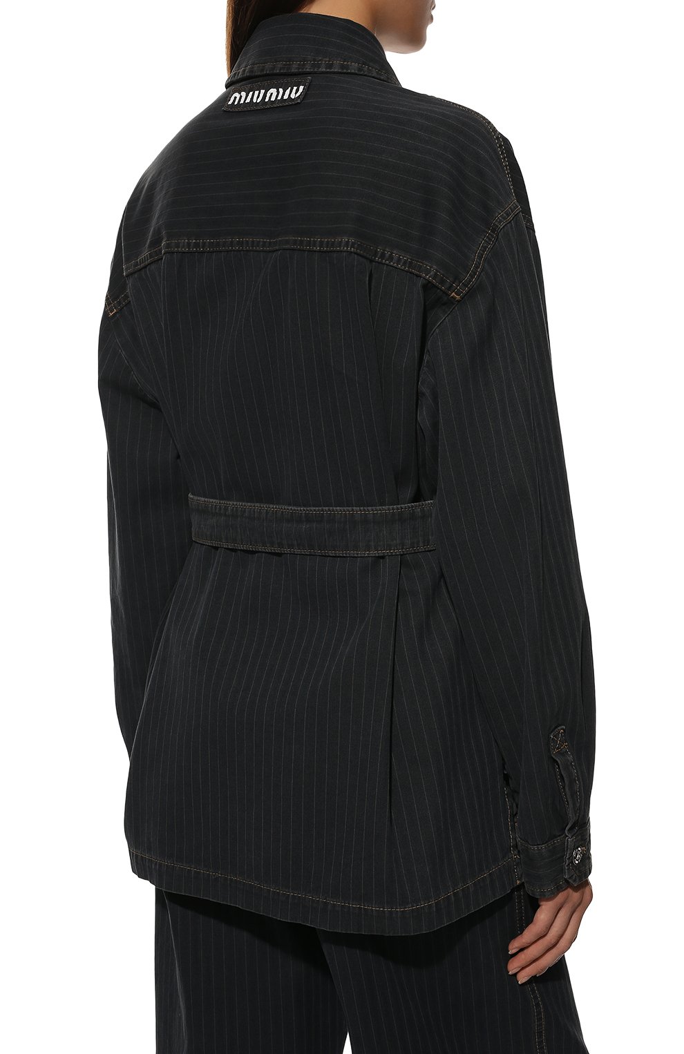 Женская джинсовая куртка MIU MIU черного цвета, арт. GWB124-1ZGM-F0002 | Фото 4 (Кросс-КТ: Куртка, Деним; Рукава: Длинные; Длина (верхняя одежда): До середины бедра; Стили: Гранж; Материал внешний: Хлопок, Деним)