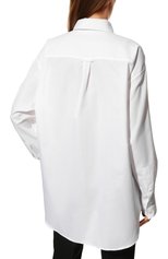 Женская хлопковая рубашка NOBLE&BRULEE белого цвета, арт. NB11615/35 | Фото 4 (Рукава: Длинные; Принт: Без принта; Женское Кросс-КТ: Рубашка-одежда; Длина (для топов): Удлиненные; Материал внешний: Хлопок; Стили: Классический)