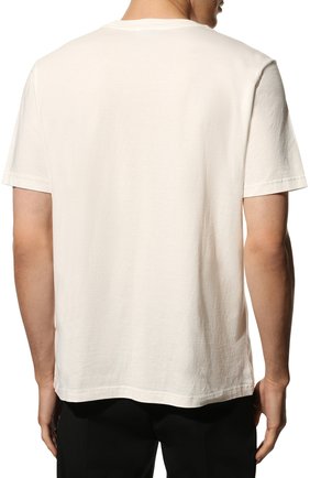 Мужская хлопковая футболка DIESEL белого цвета, арт. A06483/0ASUB | Фото 4 (Рукава: Короткие; Длина (для топов): Стандартные; Стили: Гранж; Принт: С принтом; Материал внешний: Хлопок)