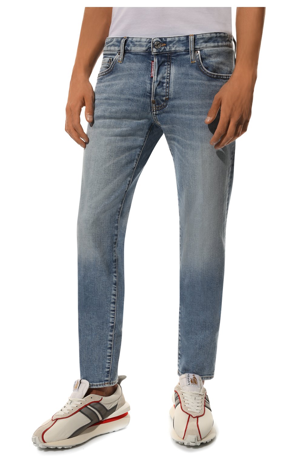 Мужские джинсы DSQUARED2 голубого цвета, арт. S74LB1170/S30663 | Фото 3 (Силуэт М (брюки): Прямые; Кросс-КТ: Деним; Длина (брюки, джинсы): Стандартные; Стили: Гранж; Материал внешний: Хлопок, Деним; Детали: Потертости)
